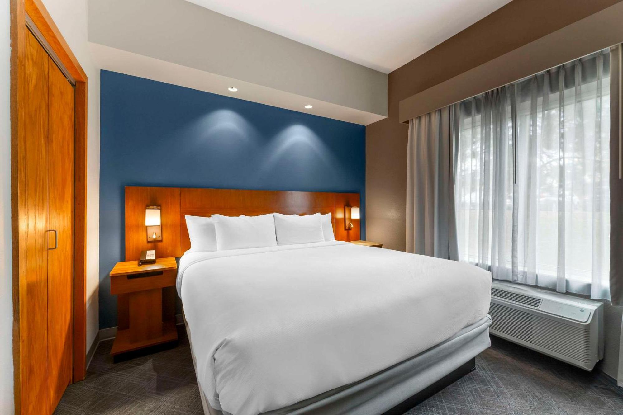 Comfort Inn & Suites Akron South Exteriér fotografie
