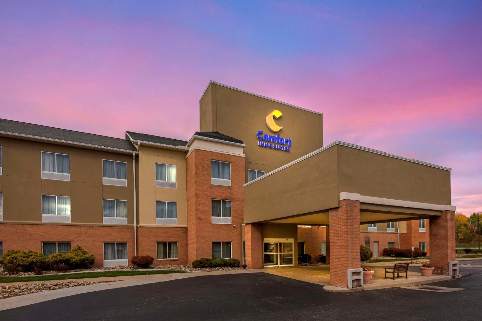 Comfort Inn & Suites Akron South Exteriér fotografie