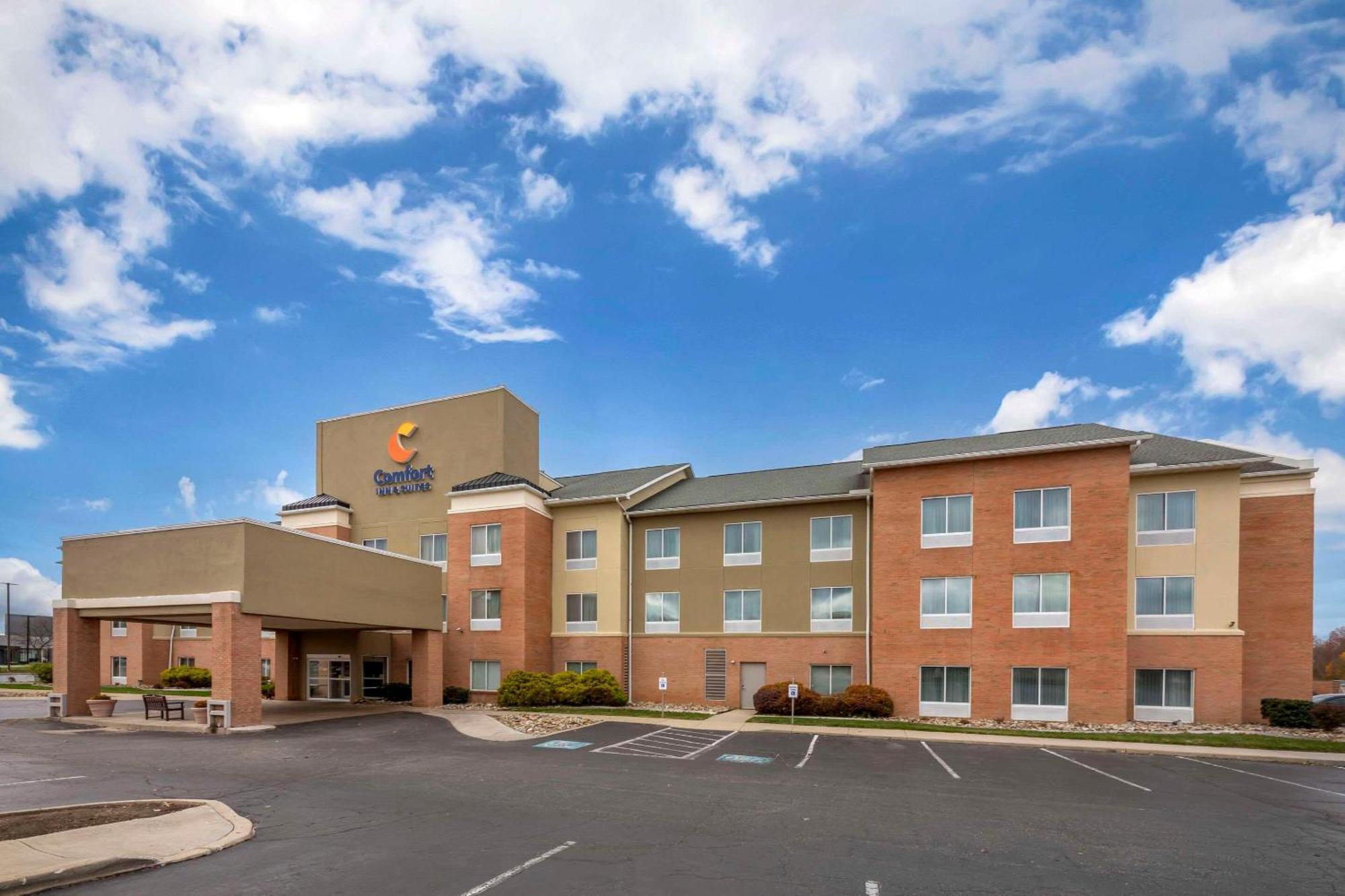 Comfort Inn & Suites Akron South Exteriér fotografie